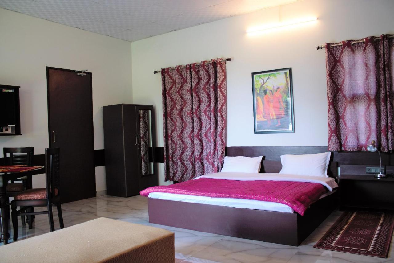 Shivir Aranya - Wilderness Resort Alwar Esterno foto