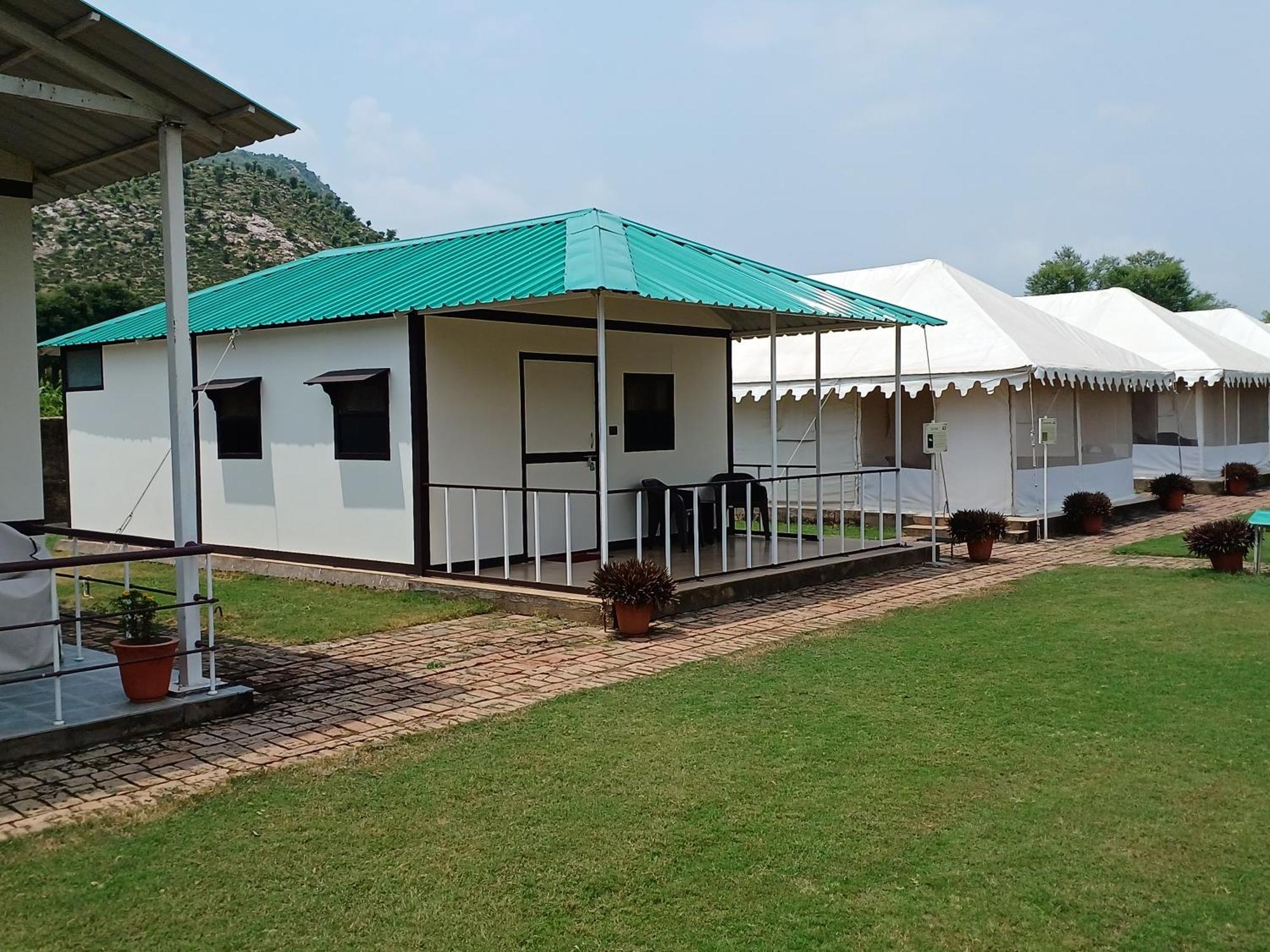 Shivir Aranya - Wilderness Resort Alwar Esterno foto